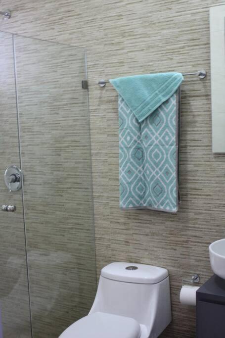2Br/2Ba Condo 1 Block To Ocean! - Unit 3 Mazatlán Eksteriør billede