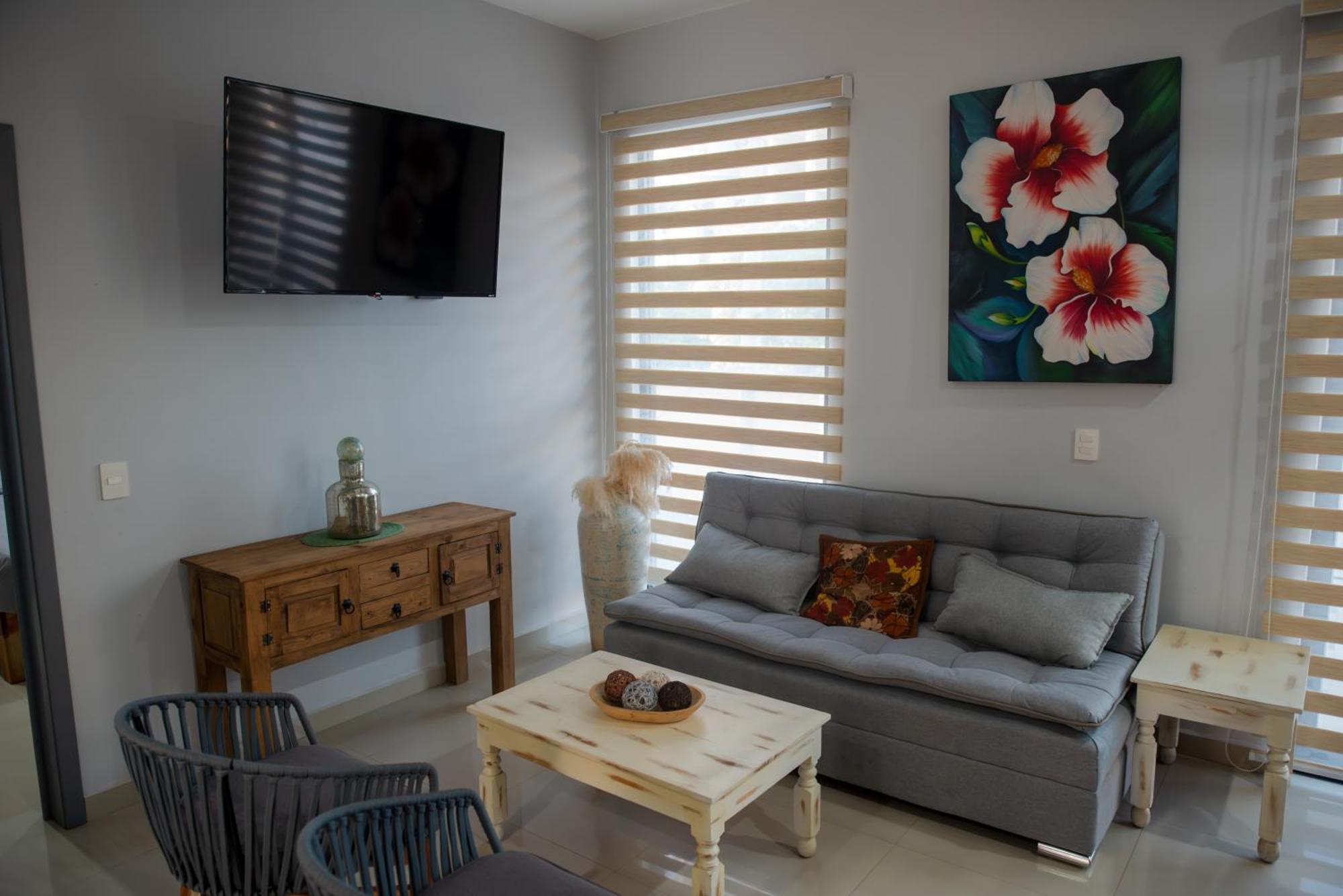 2Br/2Ba Condo 1 Block To Ocean! - Unit 3 Mazatlán Eksteriør billede