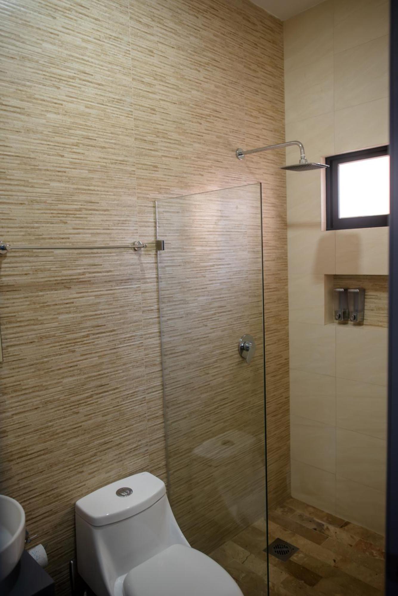 2Br/2Ba Condo 1 Block To Ocean! - Unit 3 Mazatlán Eksteriør billede