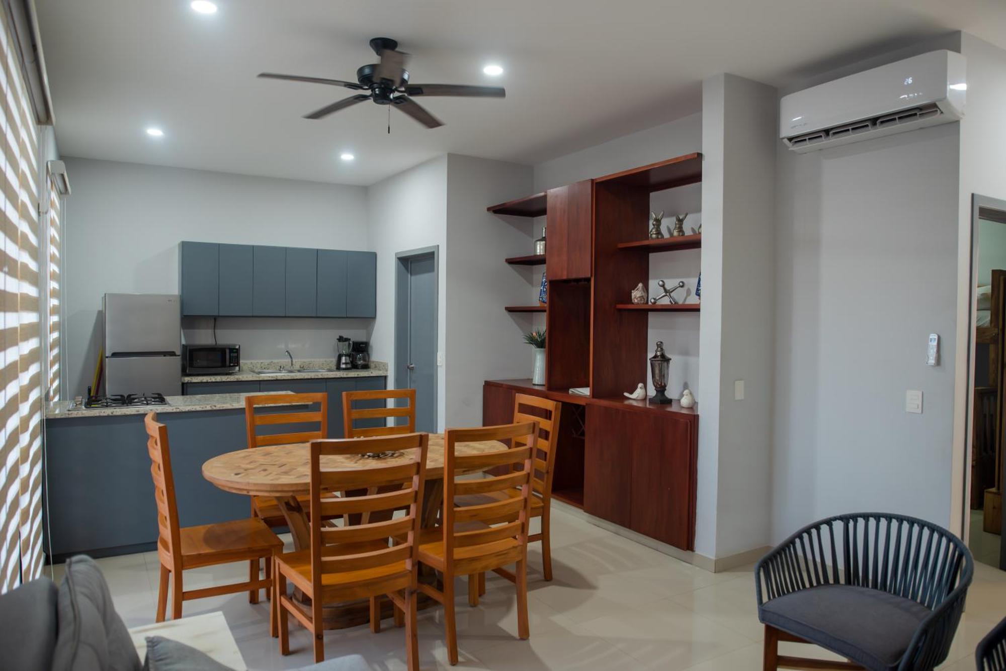 2Br/2Ba Condo 1 Block To Ocean! - Unit 3 Mazatlán Eksteriør billede