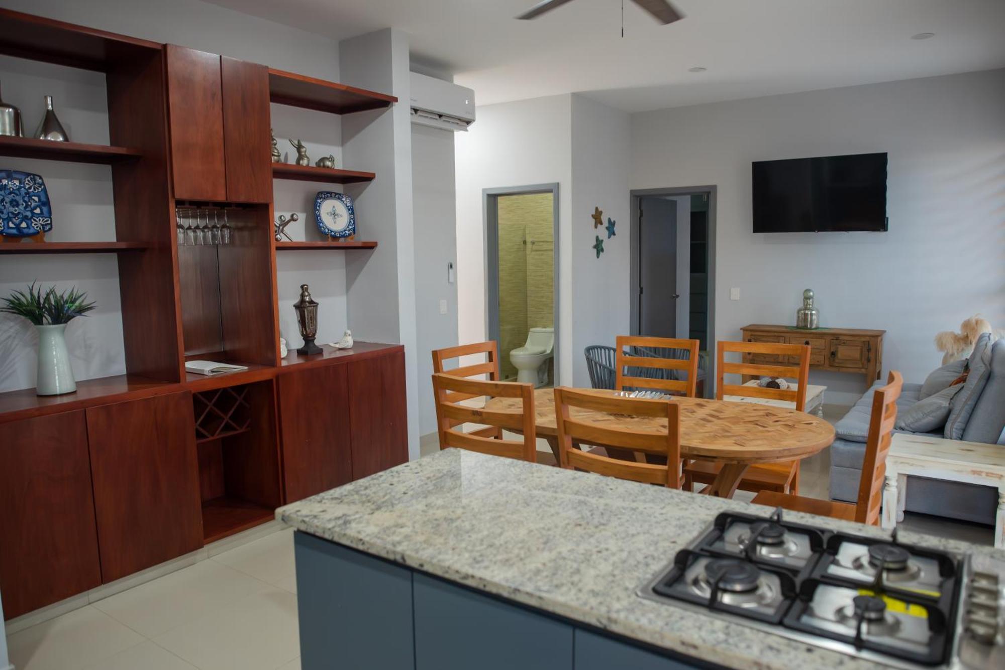 2Br/2Ba Condo 1 Block To Ocean! - Unit 3 Mazatlán Eksteriør billede